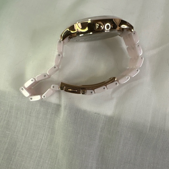 Armitron Bloom Watch 36mm Pink  - New In Box - Picture 6 of 10